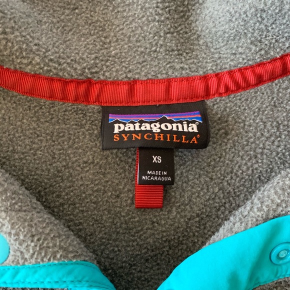 Patagonia Women's Synchilla Fleece Pullover - Picture 2 of 3